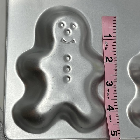 Set of 3 Vintage Wilton Holiday Christmas Baking Molds Snowmen Gingerbread Trees - Picture 8 of 10